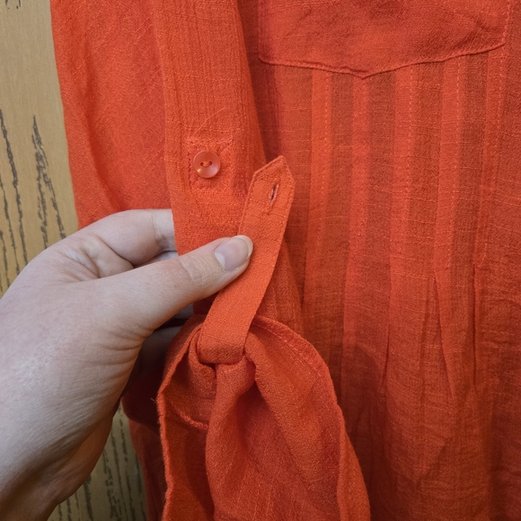 Flowing Coral Tunic Blouse with Pockets - Size 3X - Picture 3 of 7